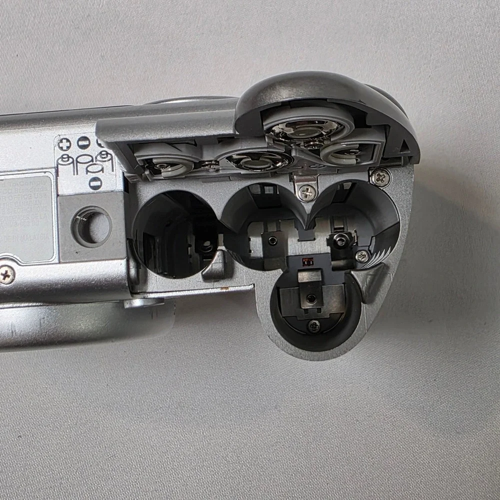 Canon PowerShot A70 Digital‎ Camera 3.2MP 3x Optical Zoom Vintage Y2K PARTS ONLY